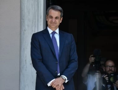 Έπιασε δουλειά με το «καλημέρα» ο Κυριάκος Μητσοτάκης - Οι συναντήσεις του πρωθυπουργού και η σύσκεψη για τη ΔΕΗ